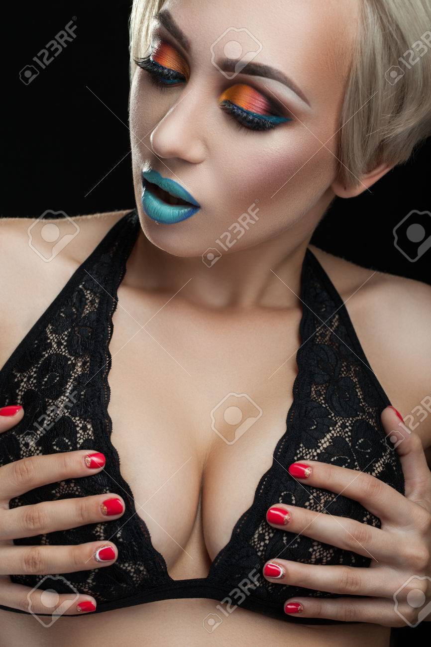 SvetlanamikuBusty Blonde In A Black Top And Evening