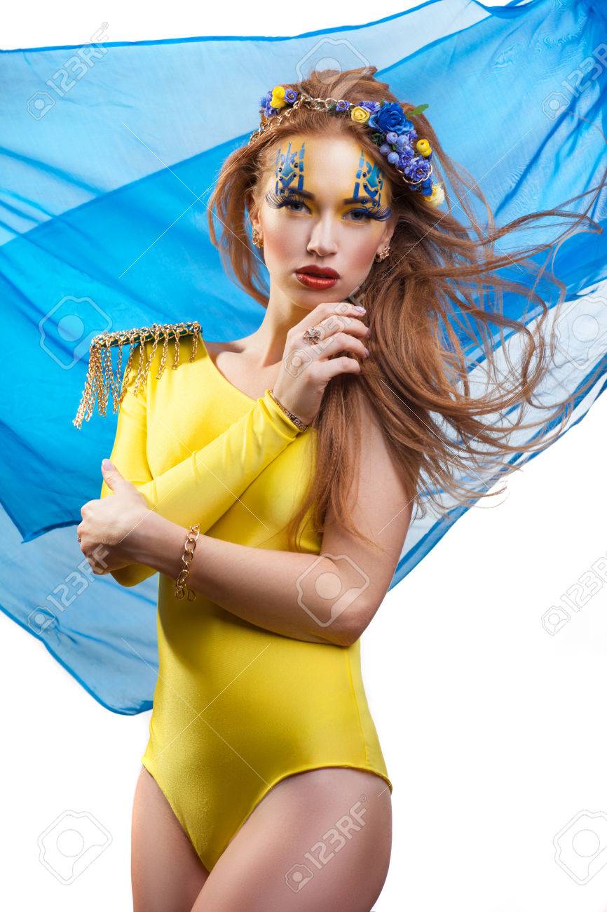 赤髪美人に関連付けます無料ウクライナ の写真素材 画像素材 Image 赤髪美人に関連付けます無料ウクライナ の写真素材 画像素材 Image