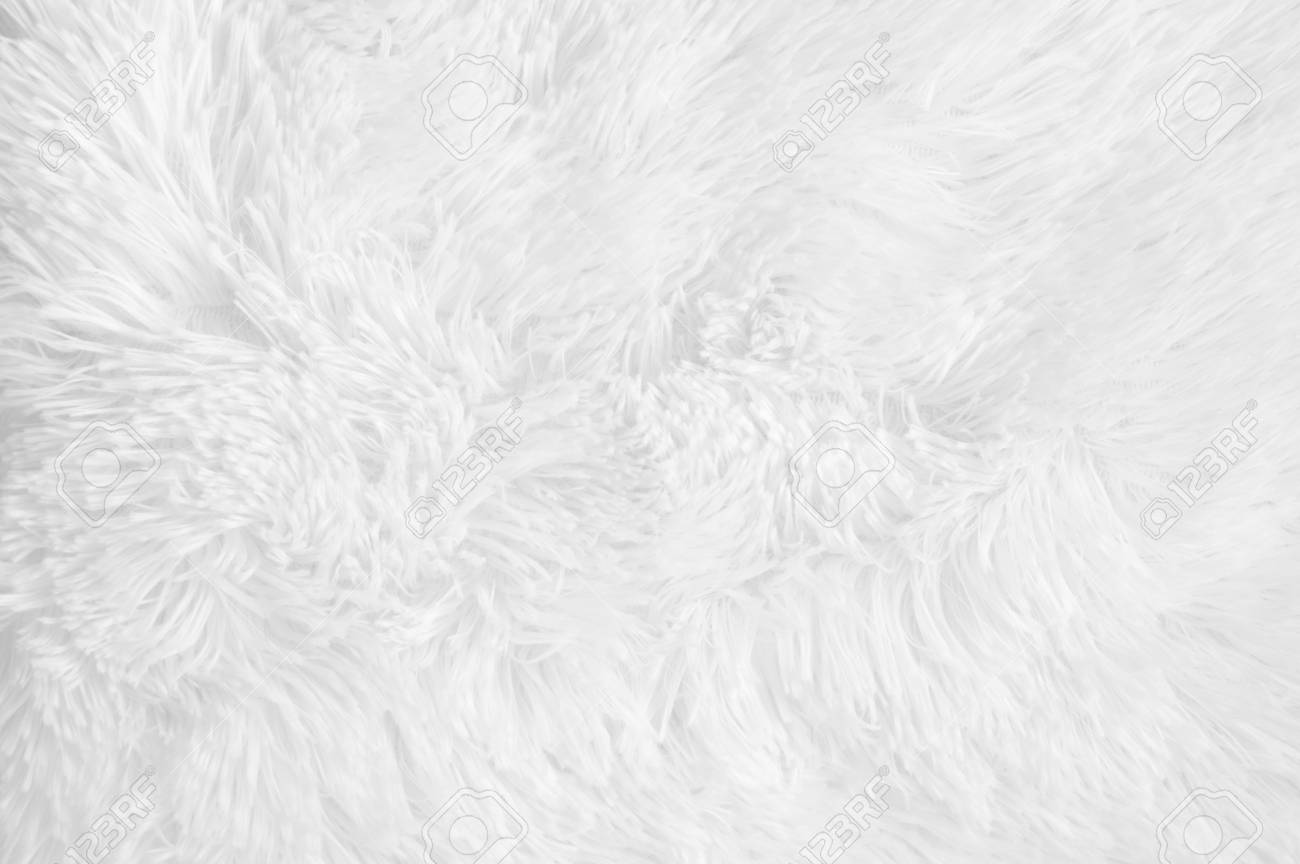 背景としての白い毛むくじゃらの毛布のテクスチャです ふわふわの偽繊維毛皮 の写真素材 画像素材 Image