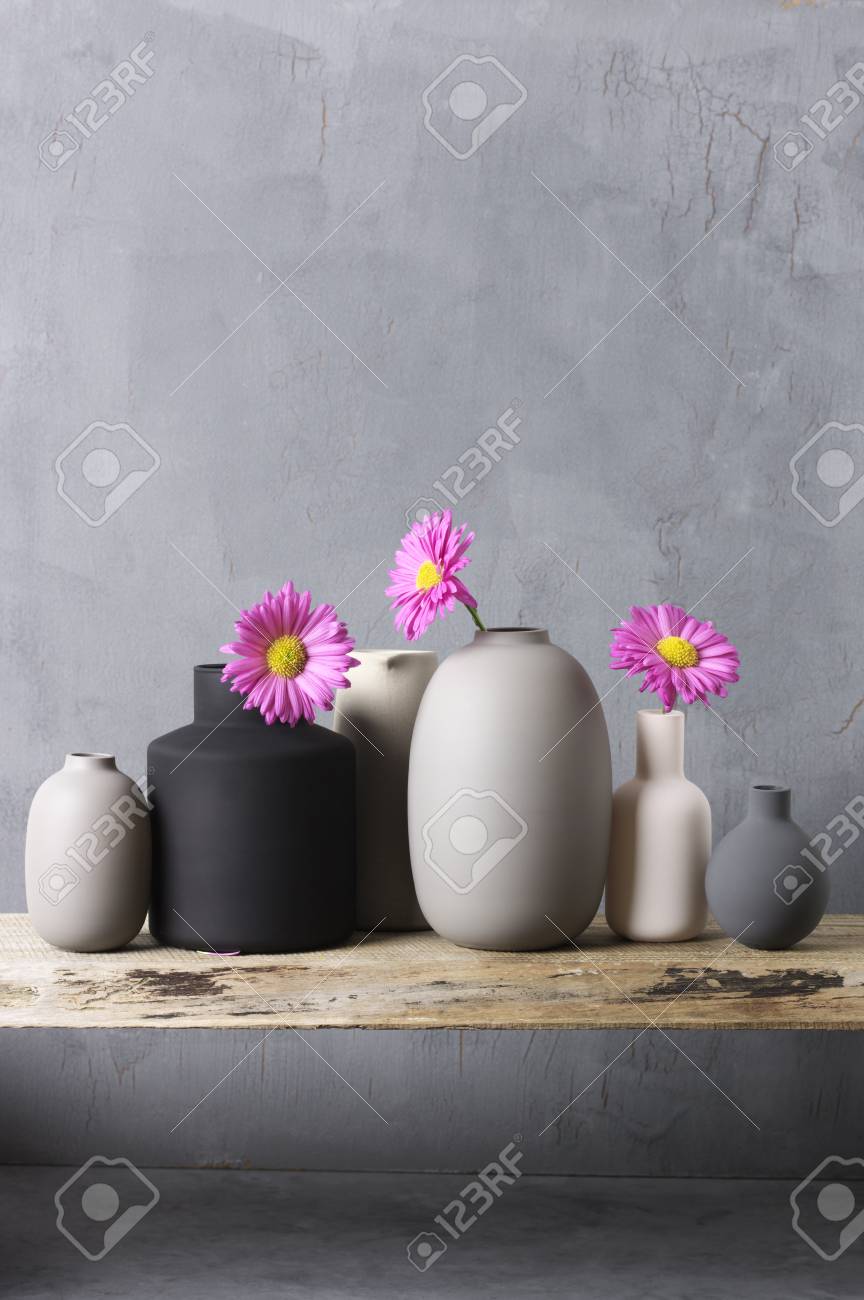 Decoracion Del Hogar Varios Jarrones De Colores Neutros Con