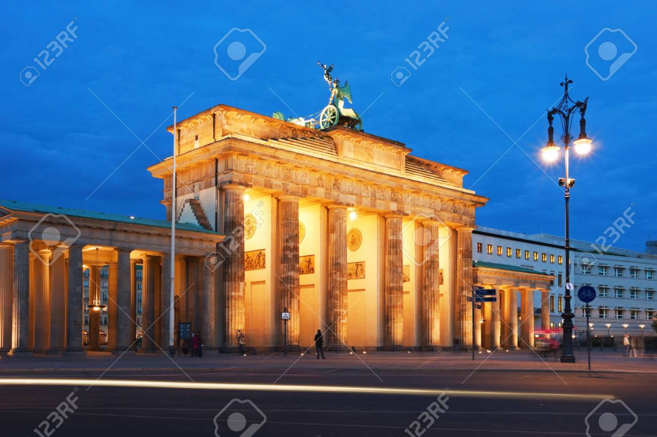 Brandenburg Gate in Berlin at night. Germany. - 8939567 Brandenburg Gate in Berlin at night. Germany. - 8939567