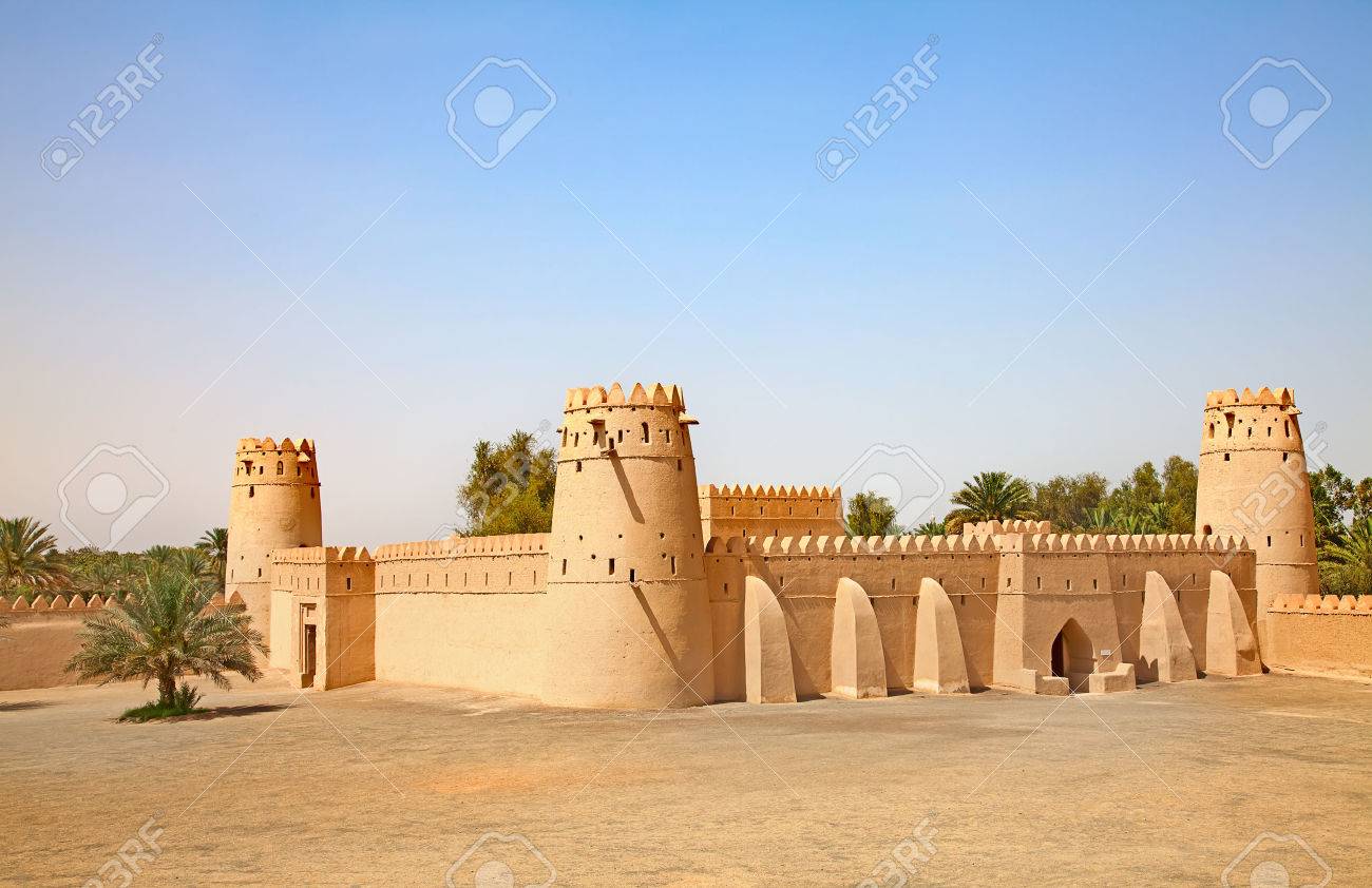 Famous Jahili fort in Al Ain oasis, United Arab Emirates - 29934669 Famous Jahili fort in Al Ain oasis, United Arab Emirates - 29934669