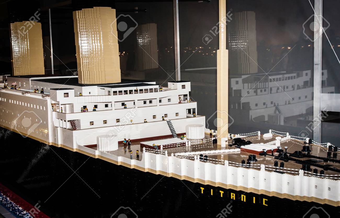 lego architecture titanic
