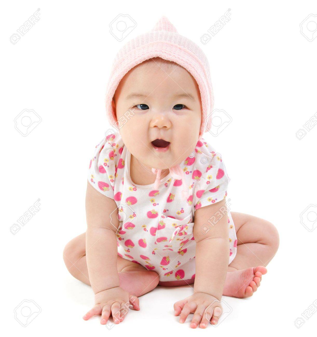 白い背景の上に座って全身 6 ヶ月東アジアの赤ちゃん女の子 の写真素材 画像素材 Image 白い背景の上に座って全身 6 ヶ月東アジアの赤ちゃん女の子 の写真素材 画像素材 Image