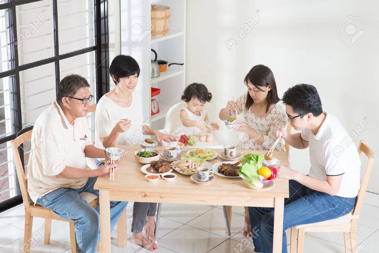 Happy Asian Chinese multi generations family dining at home. - 43523642 Happy Asian Chinese multi generations family dining at home. - 43523642