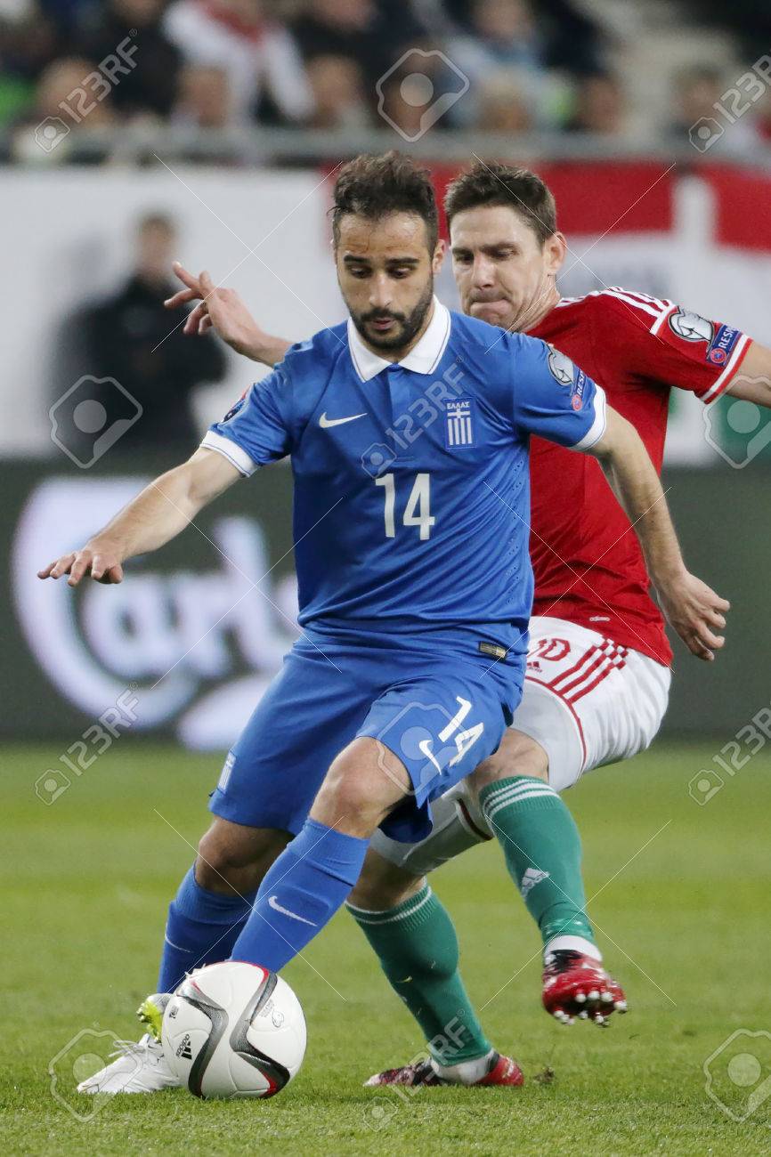 ブダペスト ハンガリー 15 年 3 月 29 日 ハンガリー ゾルタンゲラ R はパマ アリーナでハンガリー対ギリシャ Uefa Euro 16 予選サッカー試合中にギリシャ語の Giannis Fetfatzidis に取り組むしようとします の写真素材 画像素材 Image ブダペスト ハンガリー 15 年 3 月 29 日 ハンガリー ゾルタンゲラ R はパマ アリーナでハンガリー対ギリシャ Uefa Euro 16 予選サッカー試合中にギリシャ語の Giannis Fetfatzidis に取り組むしようとします の写真素材 画像素材 Image