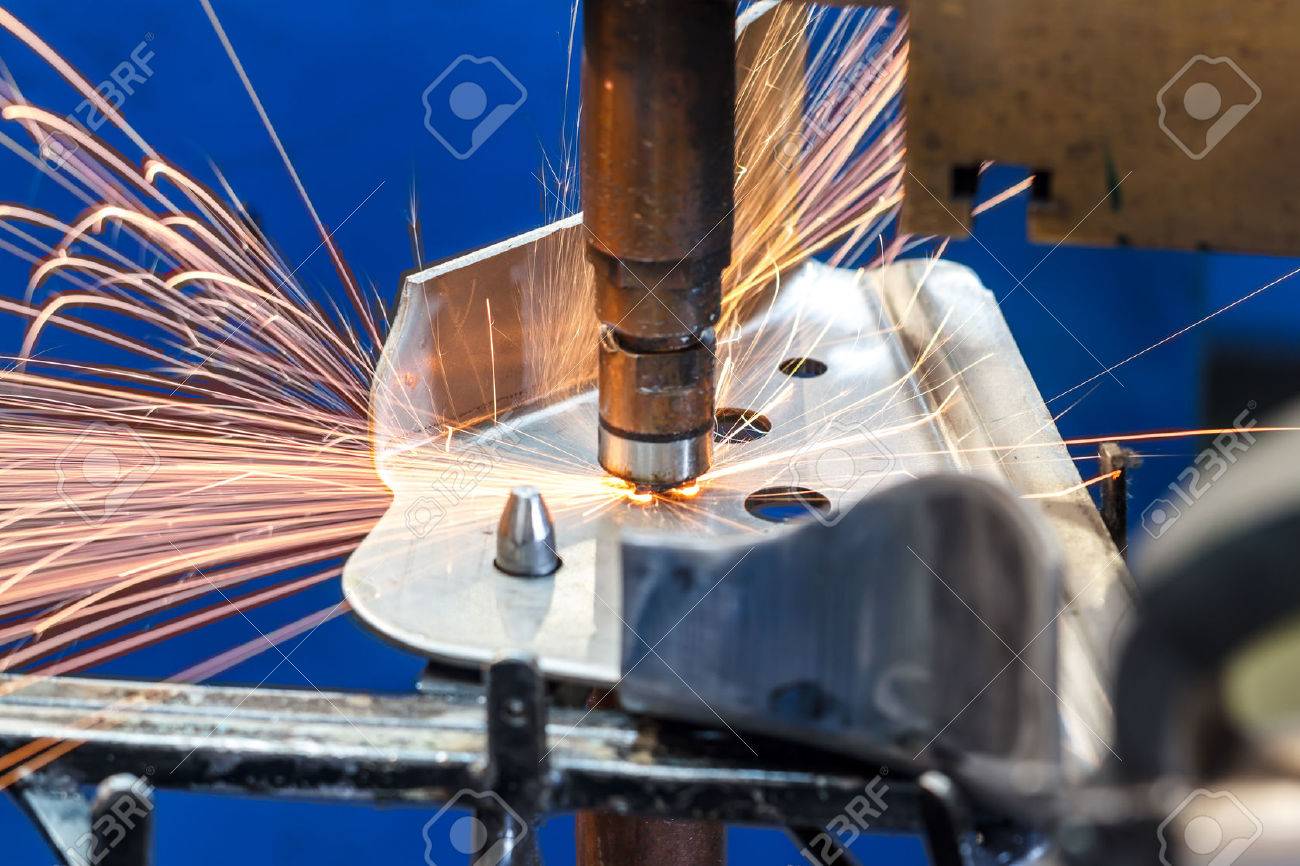 タイでの工業用 自動車用のスポット溶接 の写真素材 画像素材 Image