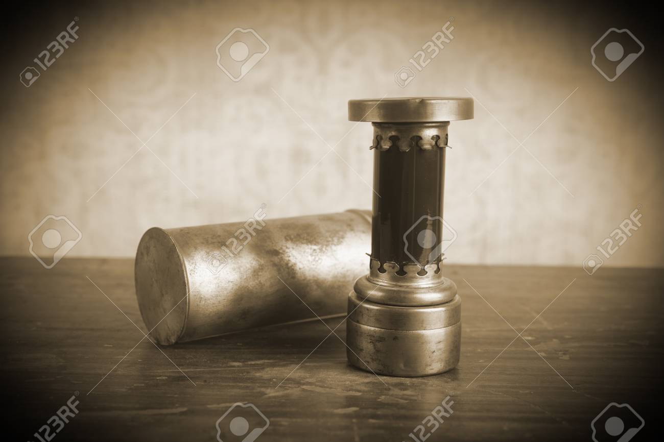 Linterna De Bolsillo Cuarto Oscuro De La Vendimia Con El Cristal De ... Linterna De Bolsillo Cuarto Oscuro De La Vendimia Con El Cristal De ...