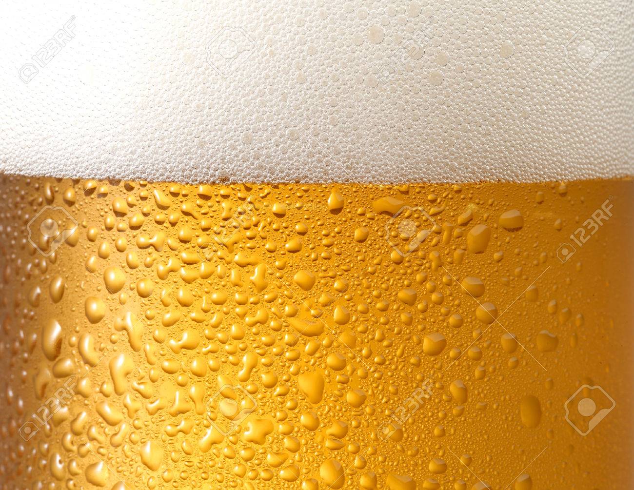 background beer with foam and bubbles? - 60034359 background beer with foam and bubbles? - 60034359