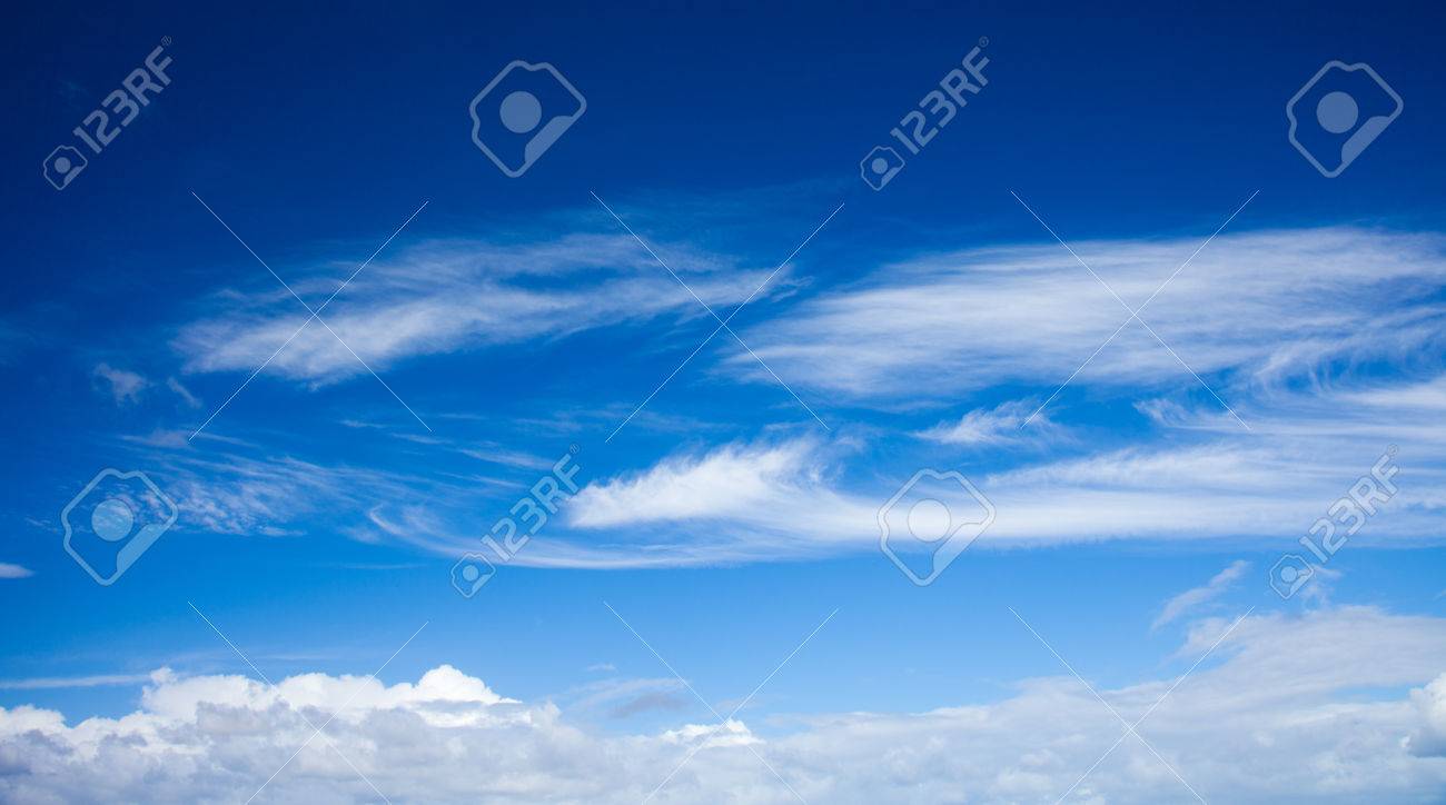 自然の空の雲の種類 の写真素材 画像素材 Image