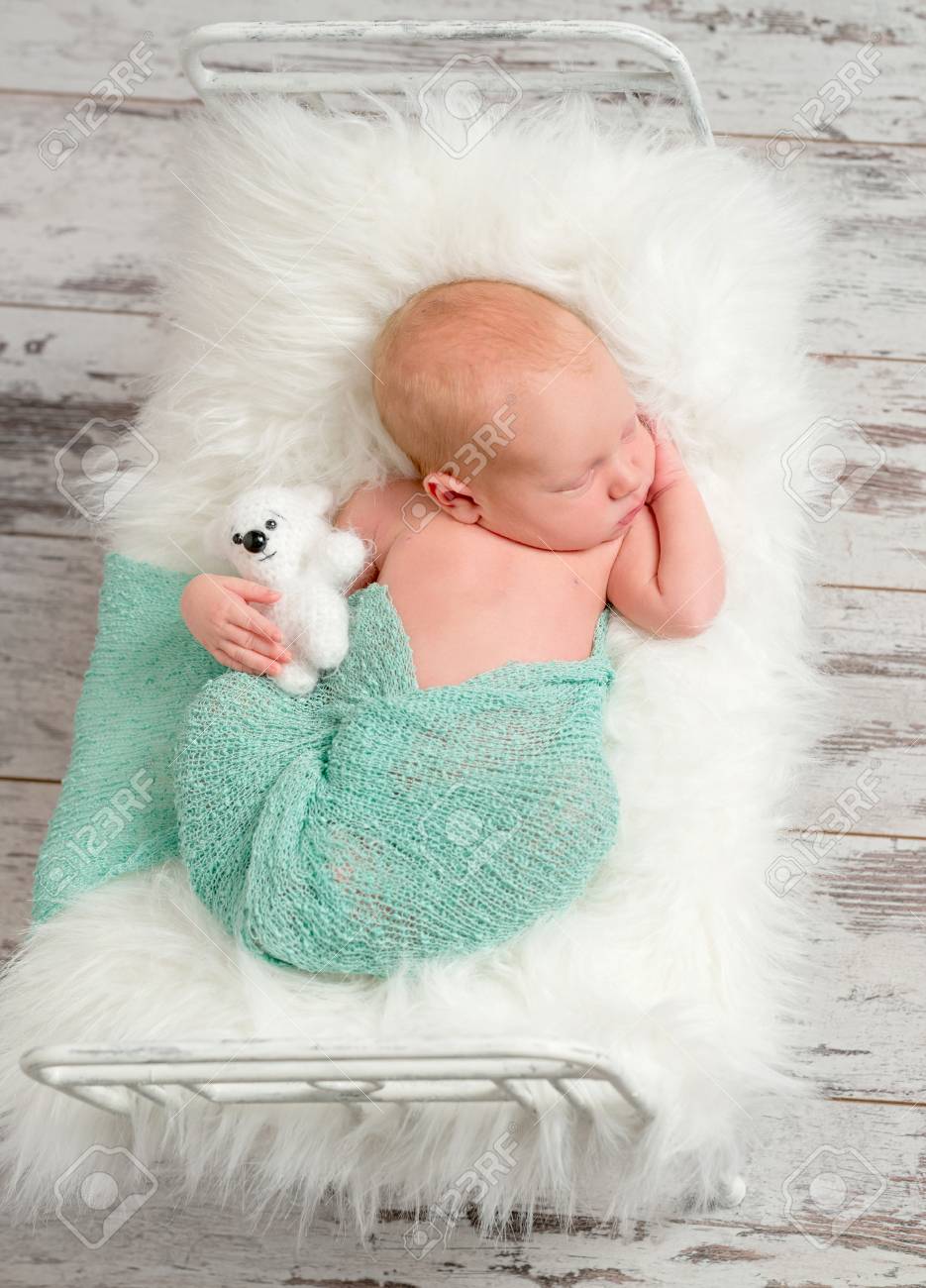 newborn sleeping blanket
