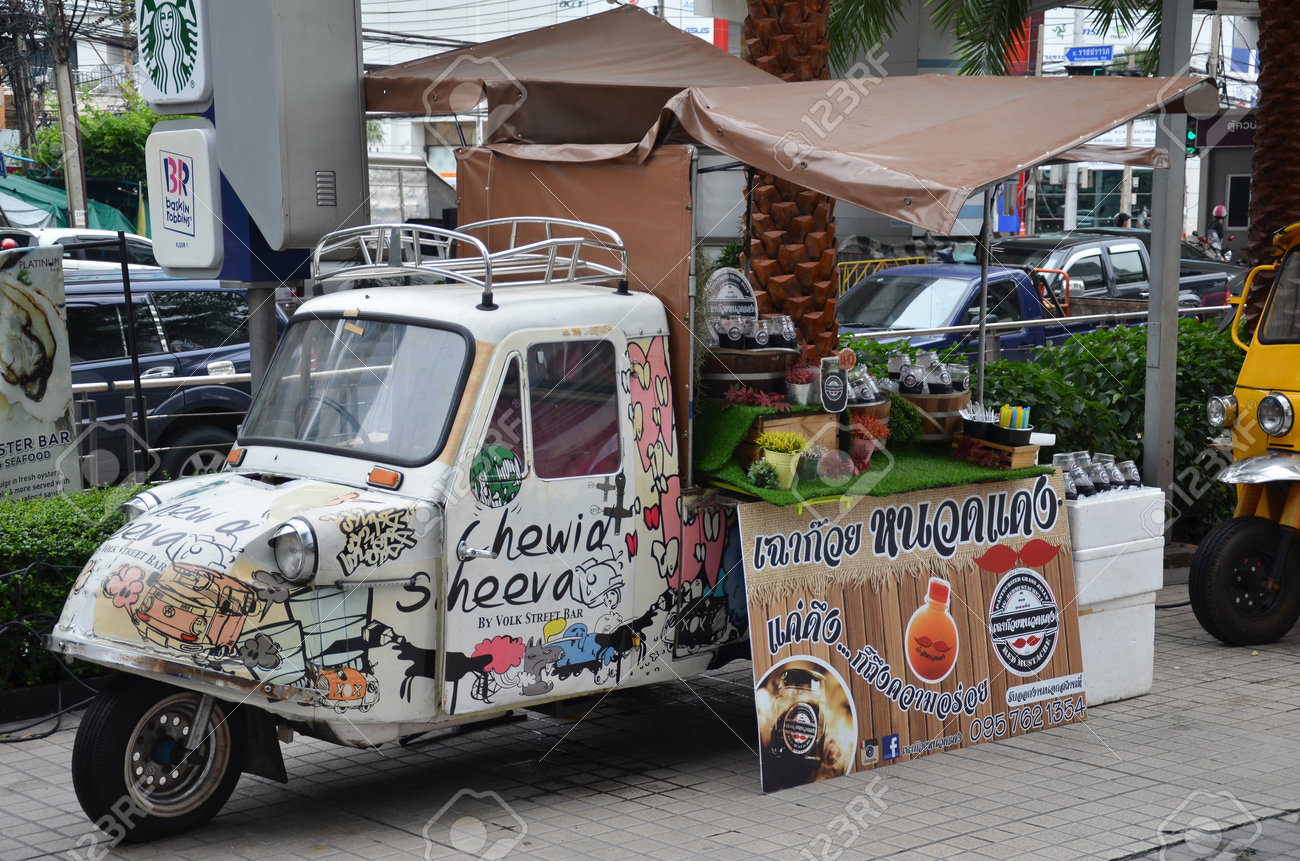 Bangkok Thailand 20 June 2016 Food Truck Parking Near Platinum Fashion Mall Bangkok For Food Business Stock Photo Picture And Royalty Free Image Image 59088876