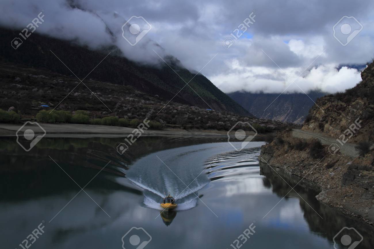 etiam-dictum-ipsum-a-felis