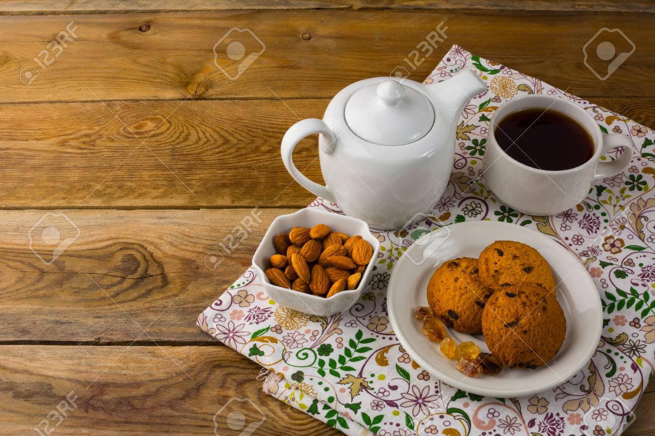 Immagini Stock Teiera E Biscotti Fatti In Casa Dessert Dolce Biscotti Da Colazione Pasticceria Dolce Tazza Di Te Tazza Di Te Te Per La Colazione Biscotti Fatti In Casa Biscotti Fatti
