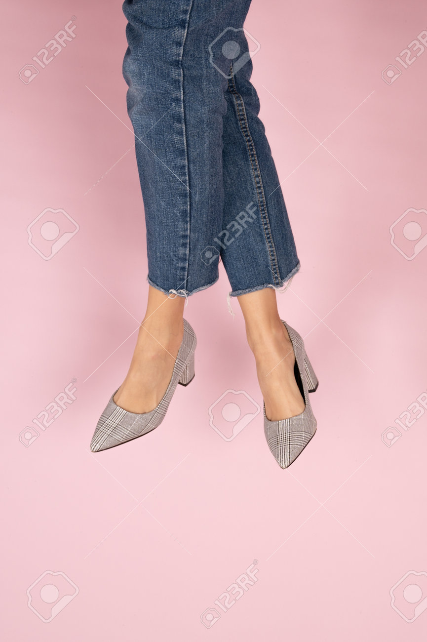 stylish jeans shoes