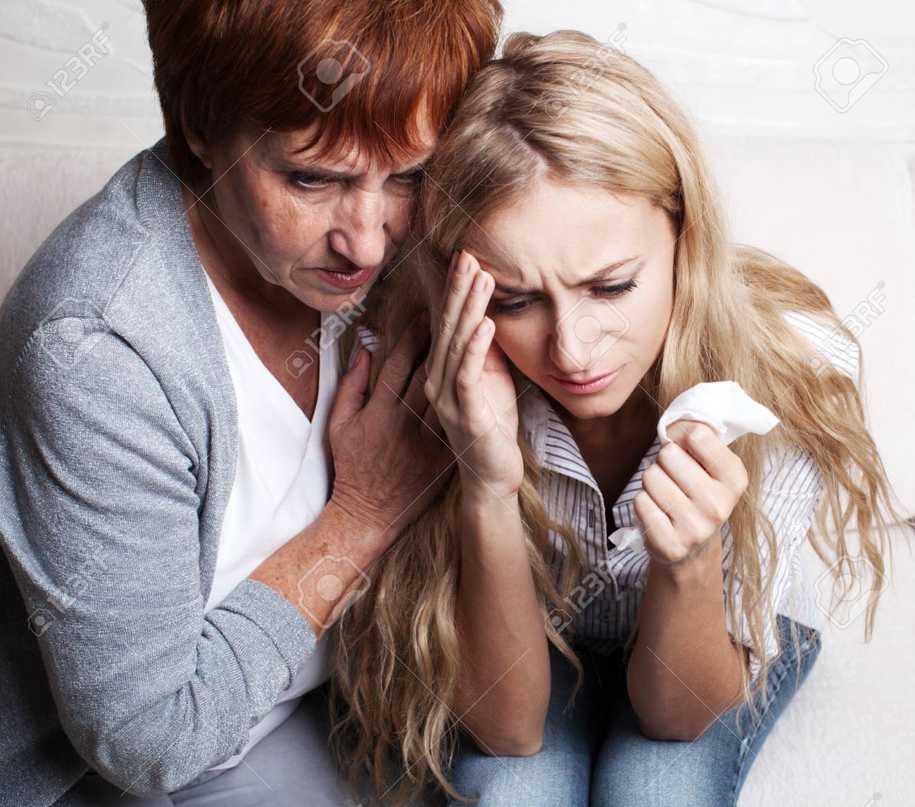 Reife Mutter Und Ein Junger Bursche Reife Mutter Und Ein Junger Bursche