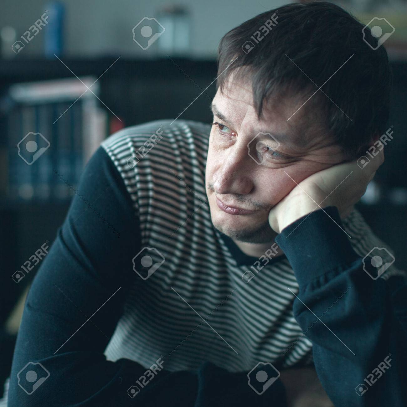 Грустный человек