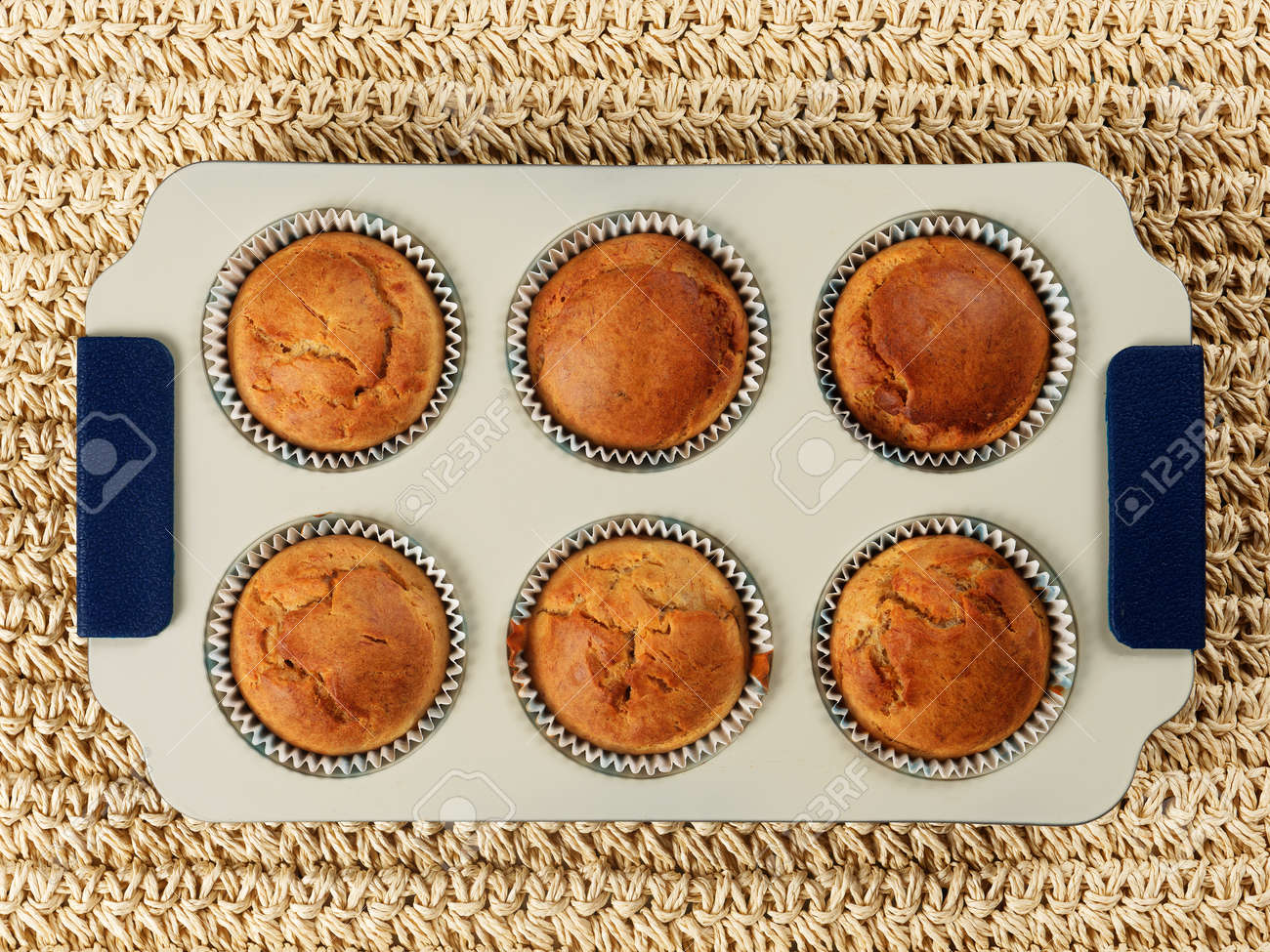 Homemade banana mini bundt cakes on a cooling rack. No sugar added. Healthy toddler food - 169668305 Homemade banana mini bundt cakes on a cooling rack. No sugar added. Healthy toddler food - 169668305
