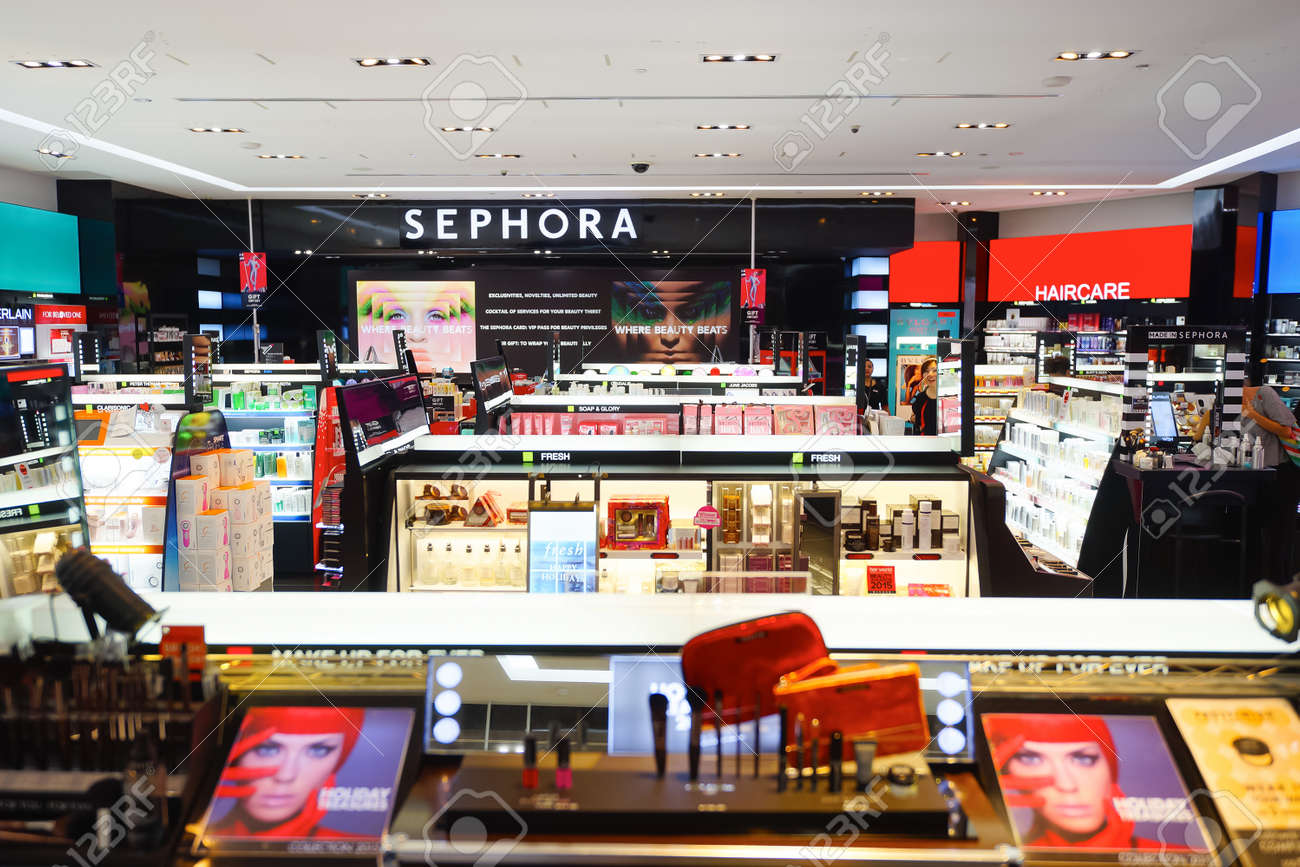 marina bay sands toy shop