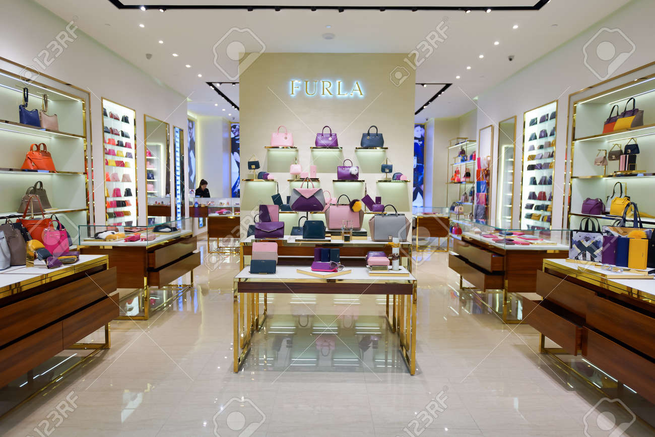furla shop