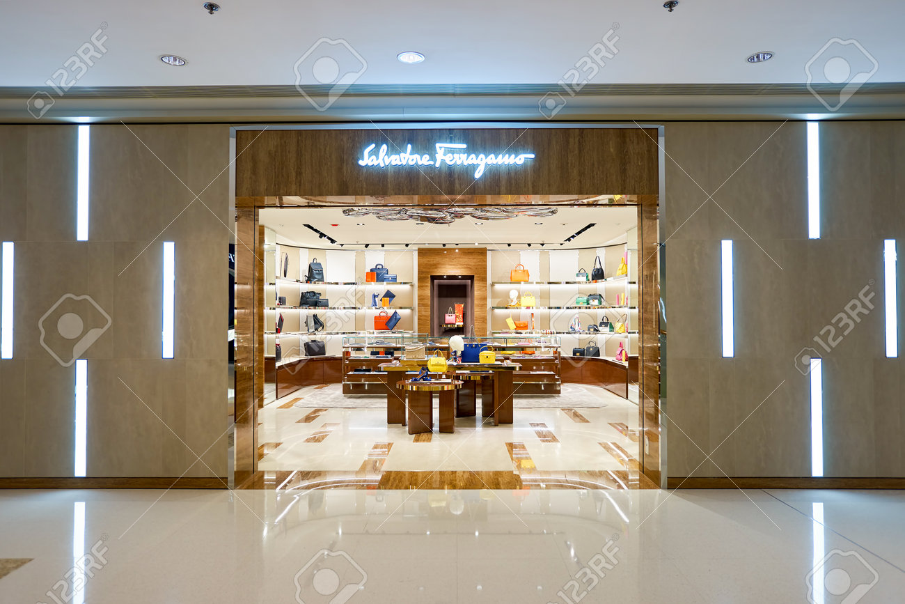 the mall ferragamo