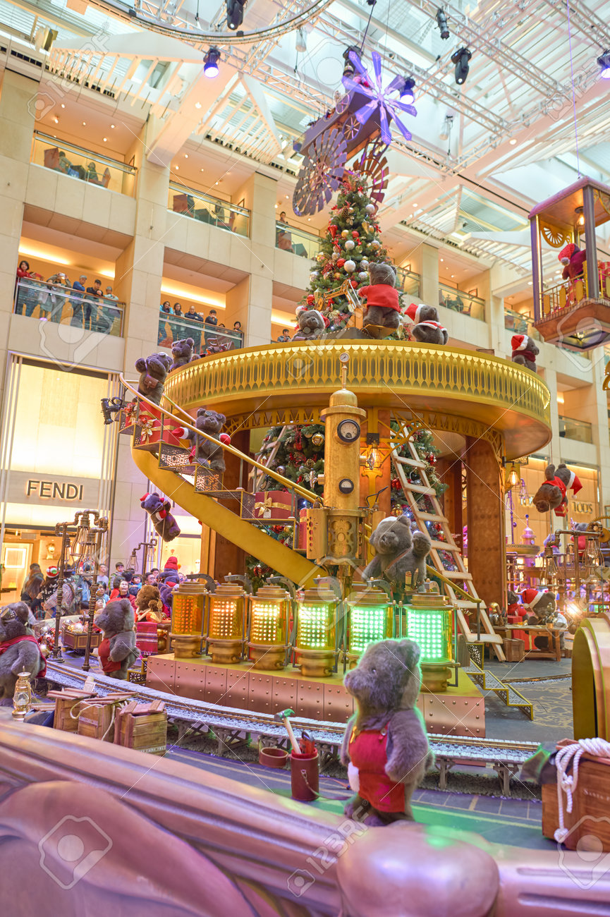 香港のランドマーク ショッピング モールで香港 15 年 12 月 25 日 クリスマスの装飾 の写真素材 画像素材 Image 85