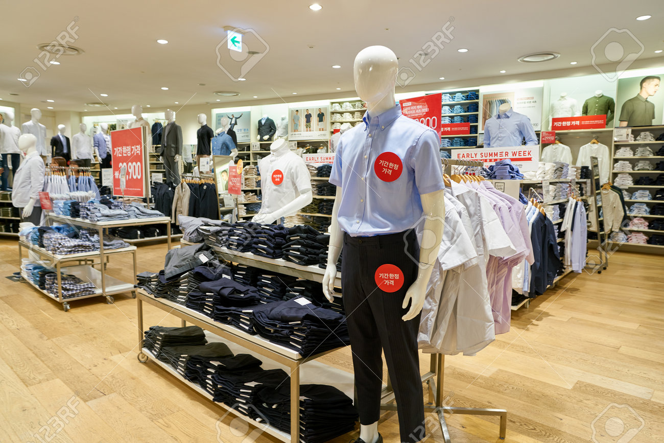 uniqlo stock