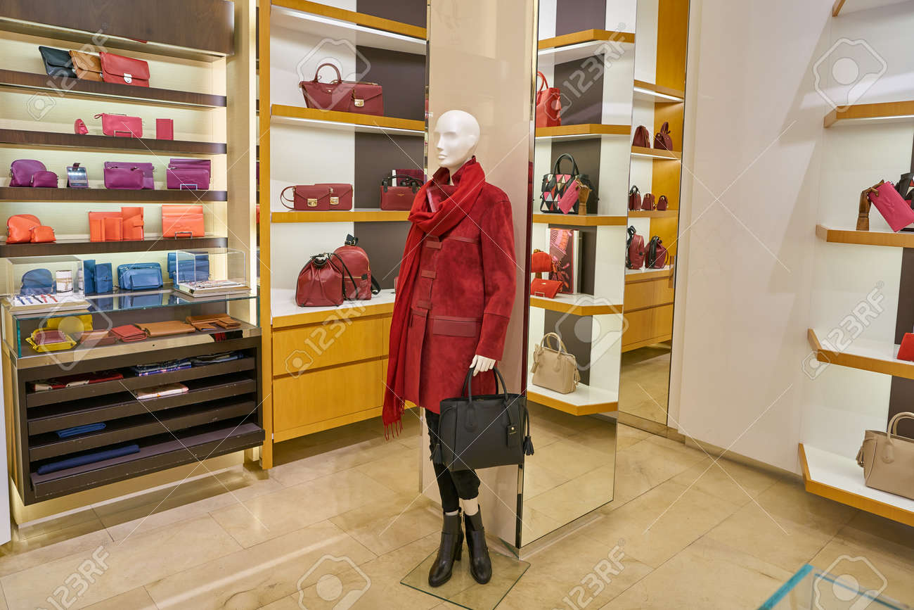 longchamp factory outlet