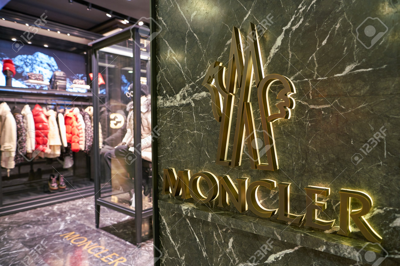 moncler stock