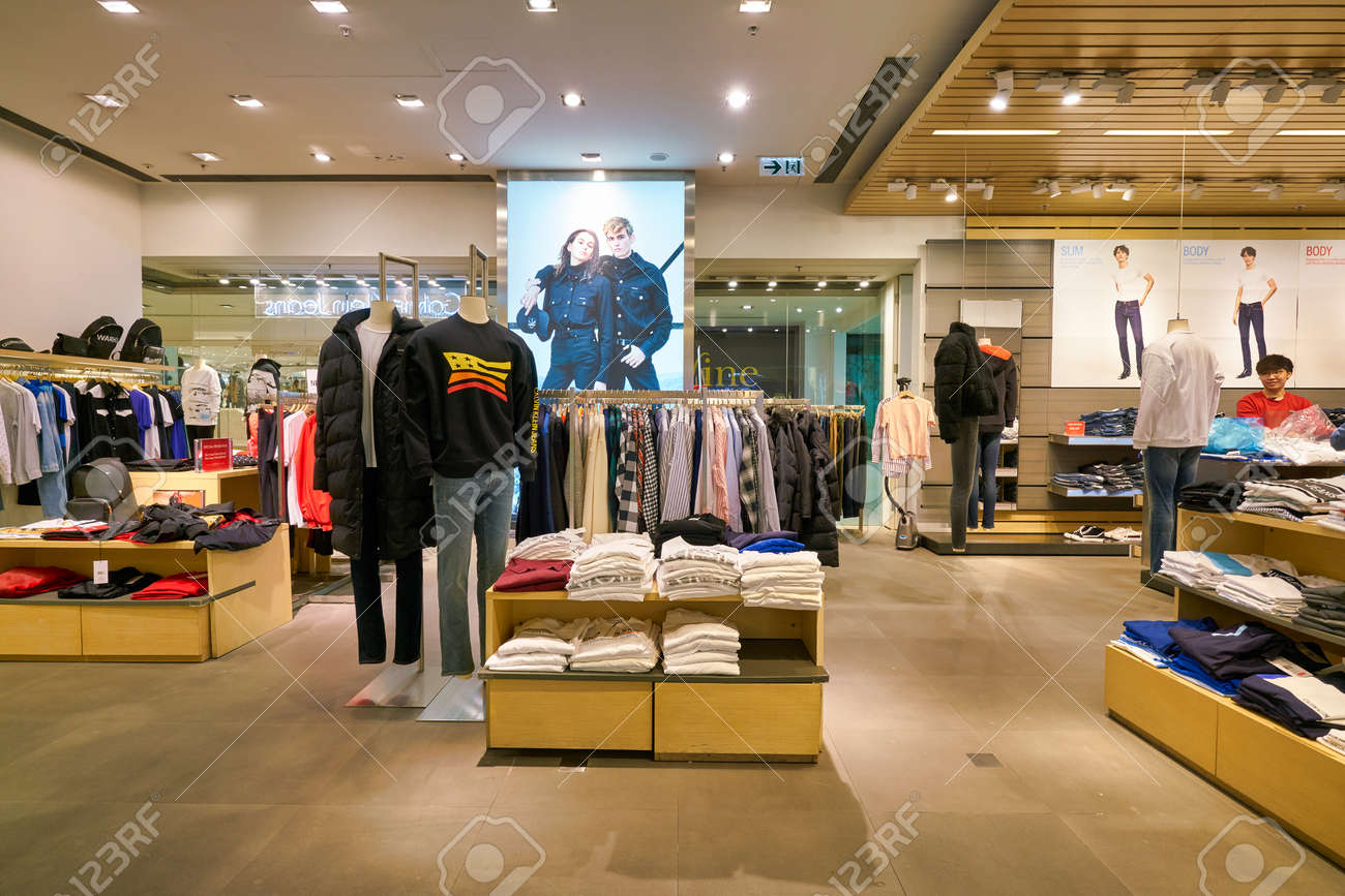 calvin klein jeans store near me