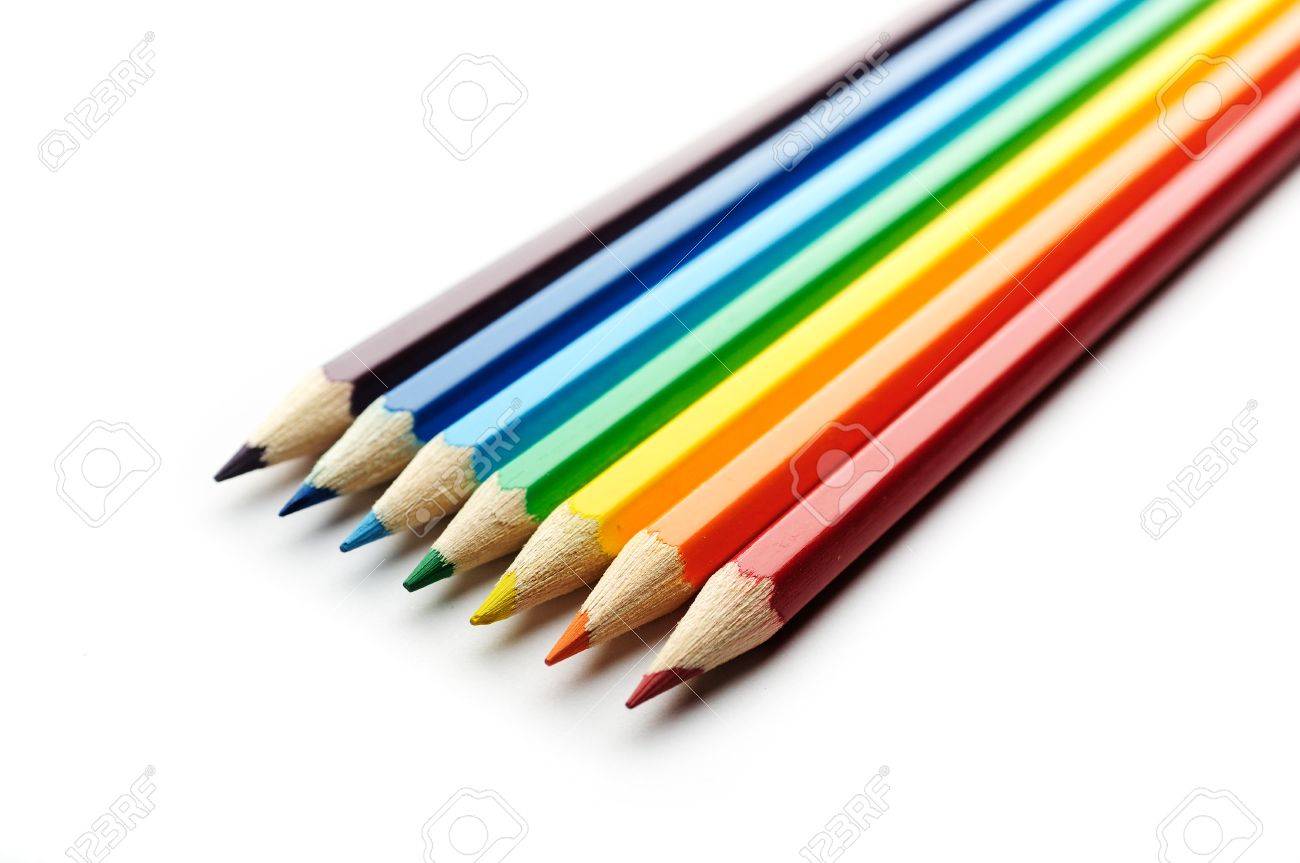 Lapices De Colores Dispuestos En Orden Del Espectro Del Arco Iris Fotos Retratos Imagenes Y Fotografia De Archivo Libres De Derecho Image