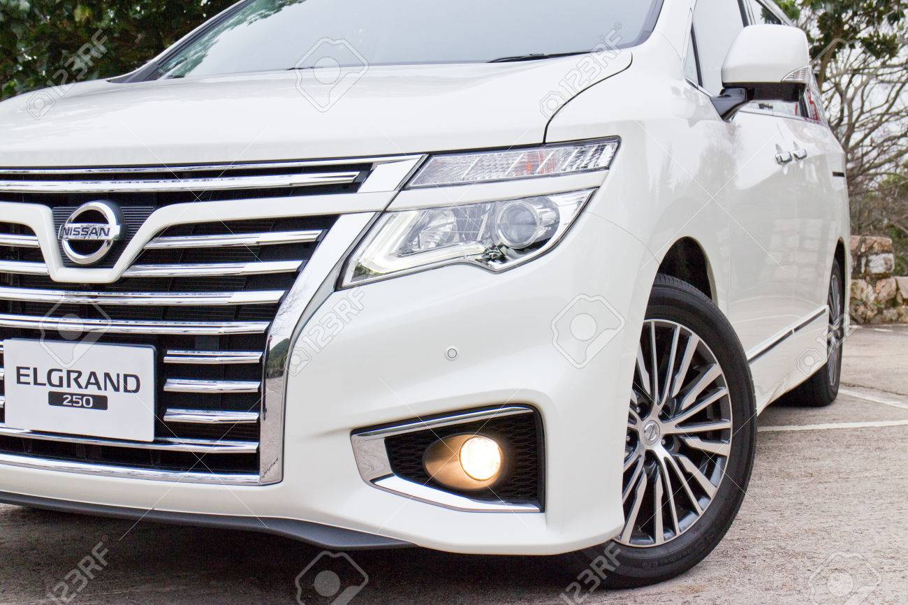 日産ムラーノ 12 これは日本の Suv 車の新しいデザインです の写真素材 画像素材 Image 日産ムラーノ 12 これは日本の Suv 車の新しいデザインです の写真素材 画像素材 Image