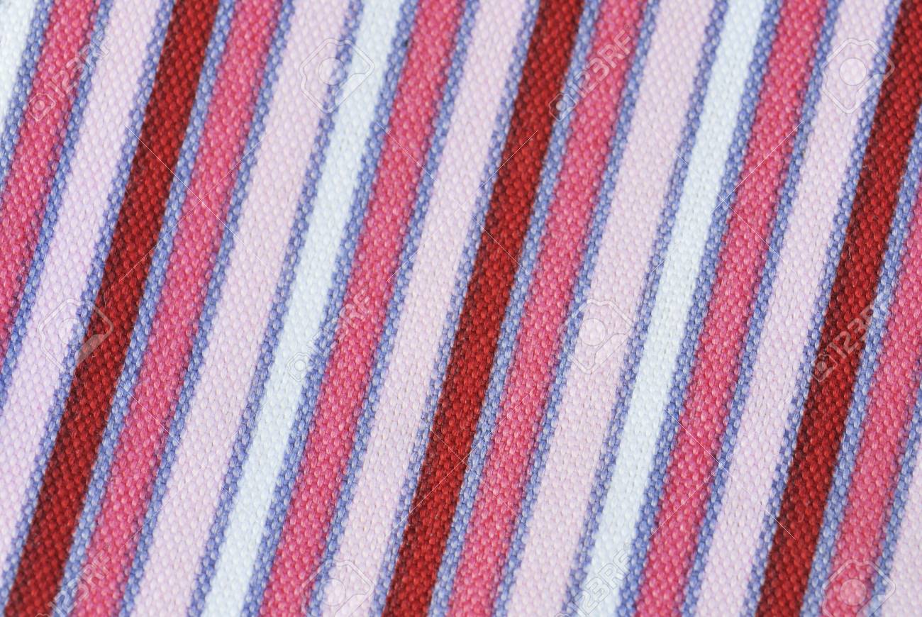 生地はピンク ストライプ テクスチャです 服の背景 クローズ アップ の写真素材 画像素材 Image