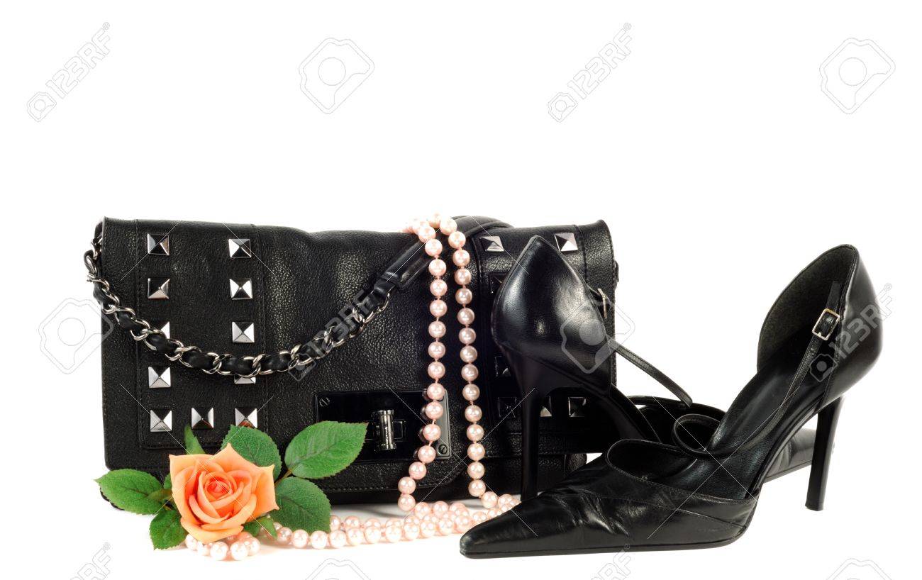 classic black purse