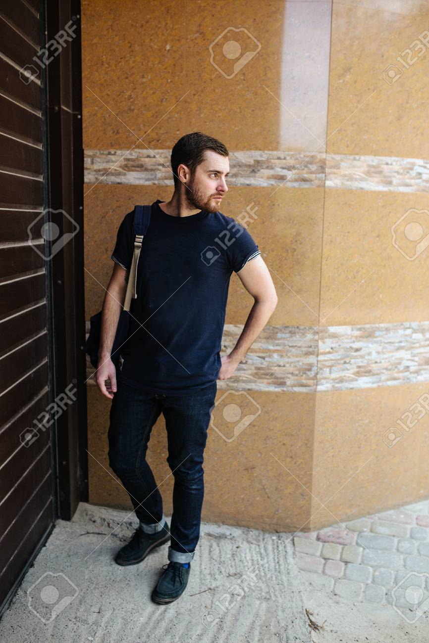 jeans con botas hombre