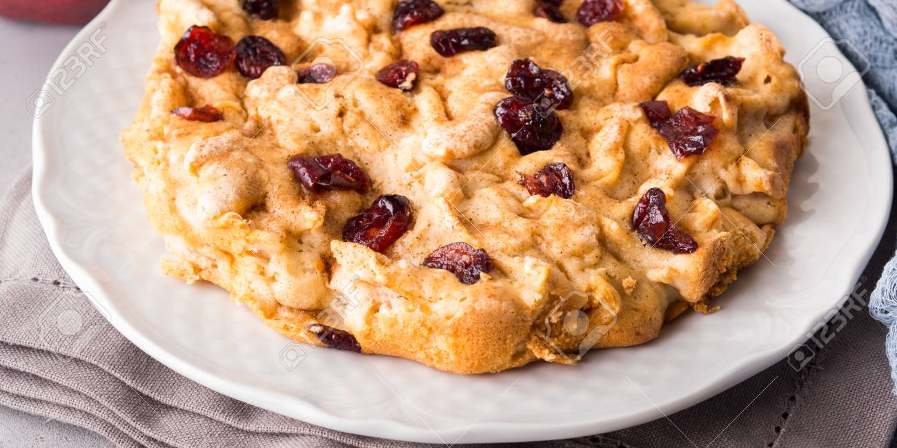 Apple and Dried Cranberry Pie Apple and Dried Cranberry Pie new foto Apple and Dried Cranberry Pie Apple and Dried Cranberry Pie new photo