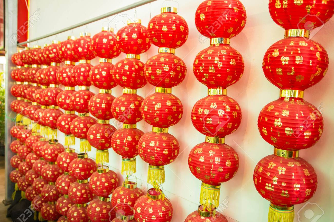 hanging chinese lamp