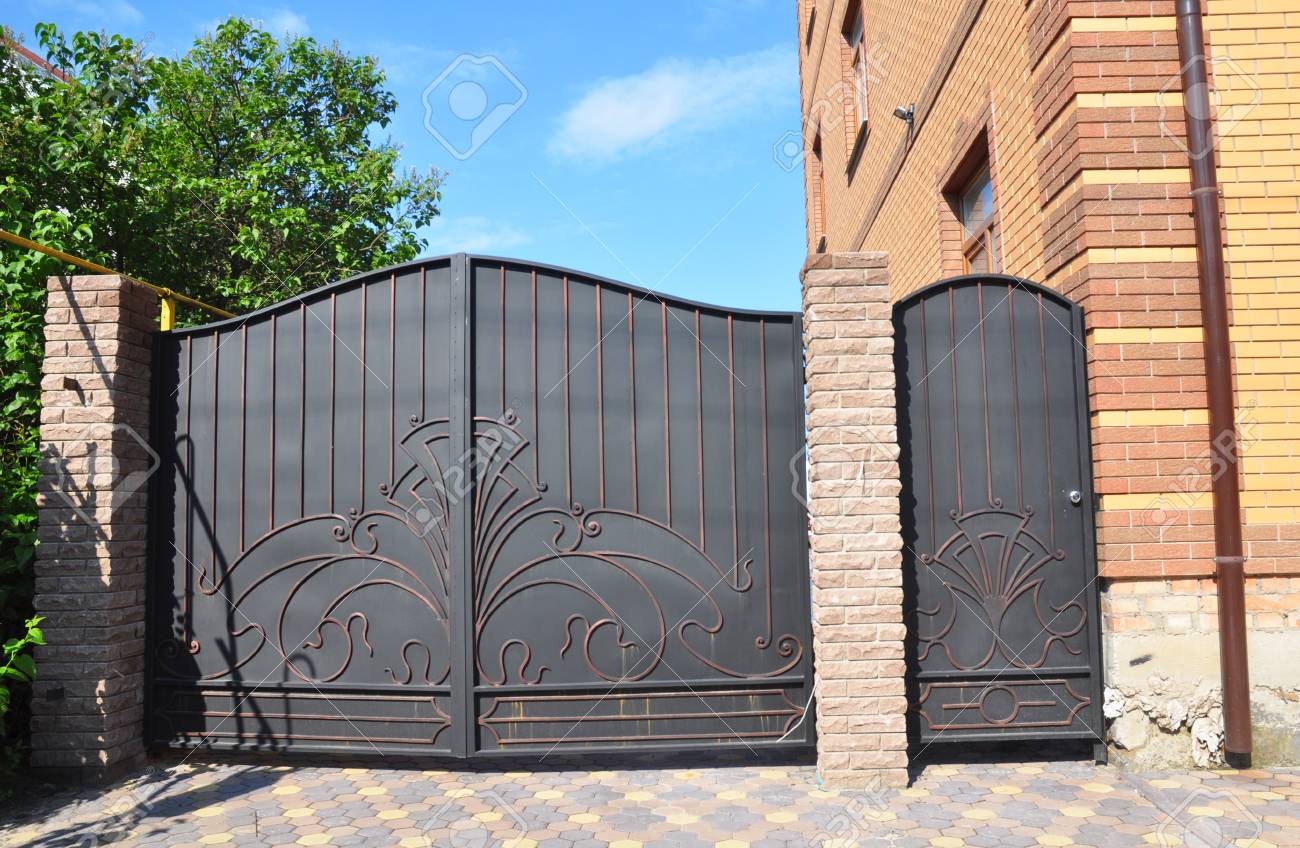 gates for house