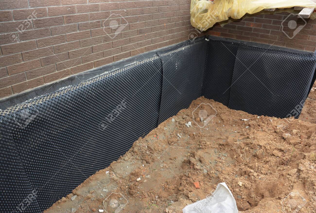 House Foundation Wall Waterproofing. Foundation Wall Moisture Protection  Barrier Stock Photo, Picture and Royalty Free Image. Image 138360419., image size:1300x875