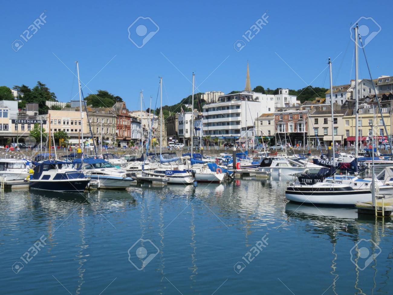 etiam-dictum-ipsum-a-felis