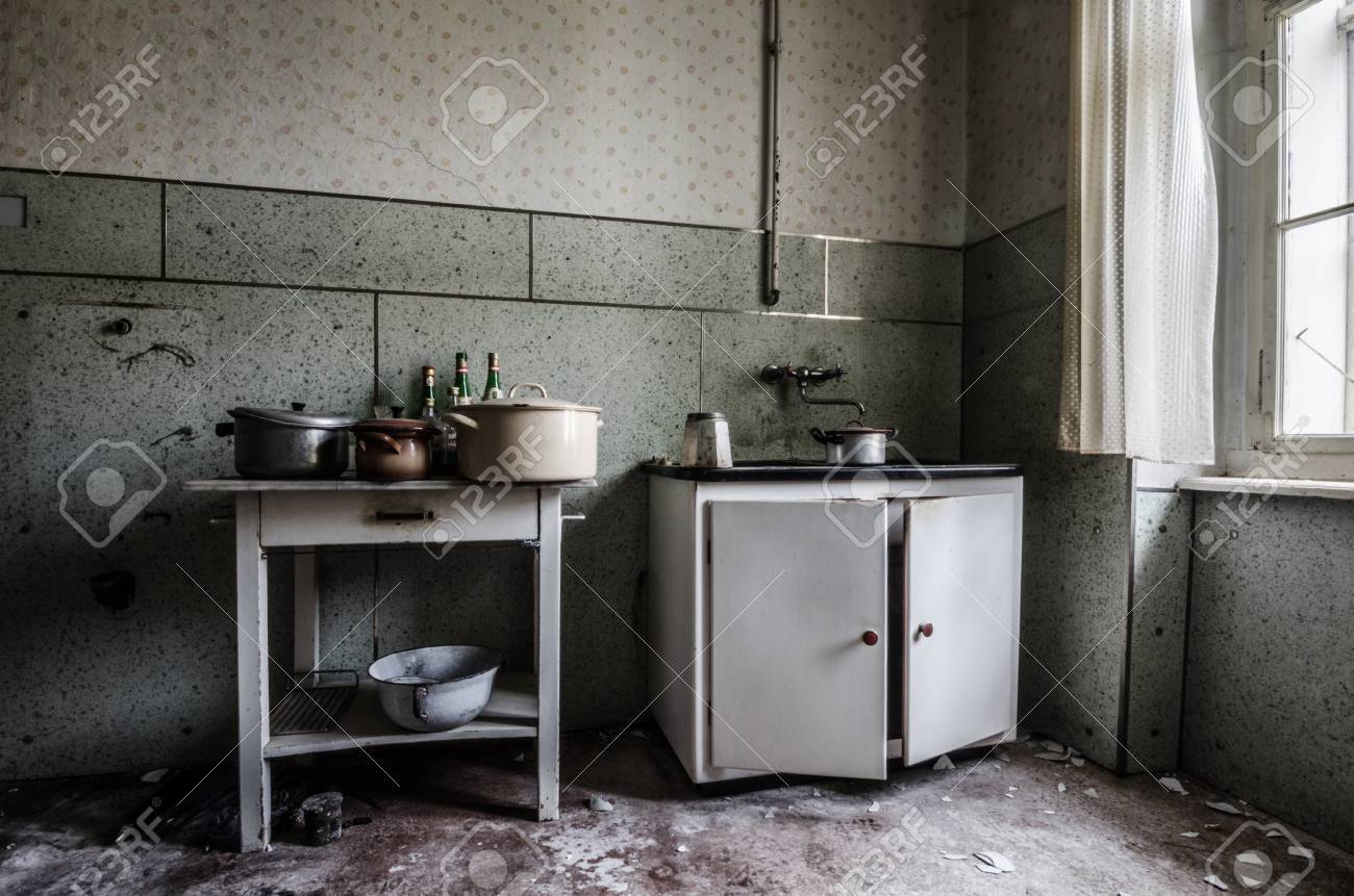 Old Kitchen Facility In Abandoned House Stock Photo, Picture and Royalty  Free Image. Image 72007261., image size:1300x861