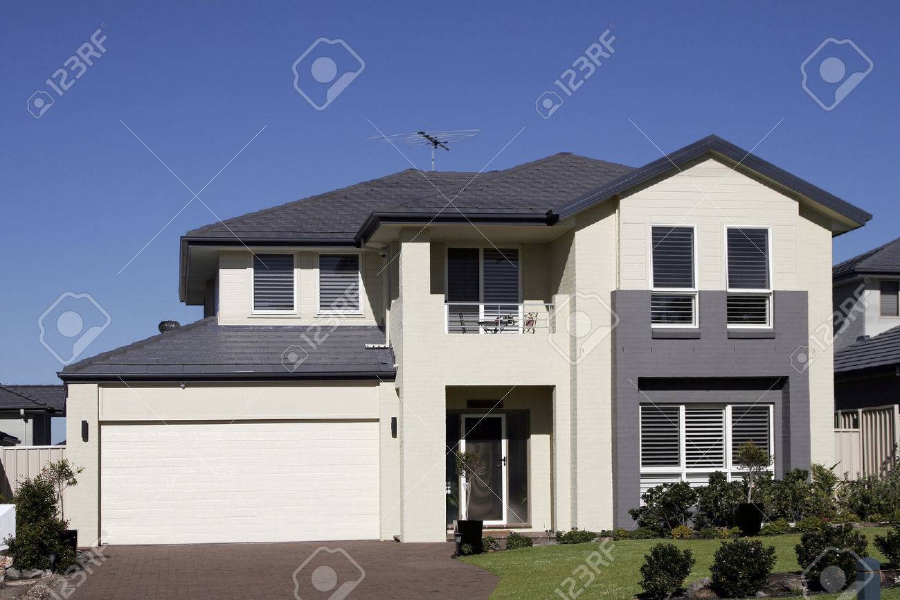 Moderne stadt haus in einem vorort sydney an einem sommertag australien lizenzfreie bilder 1535193