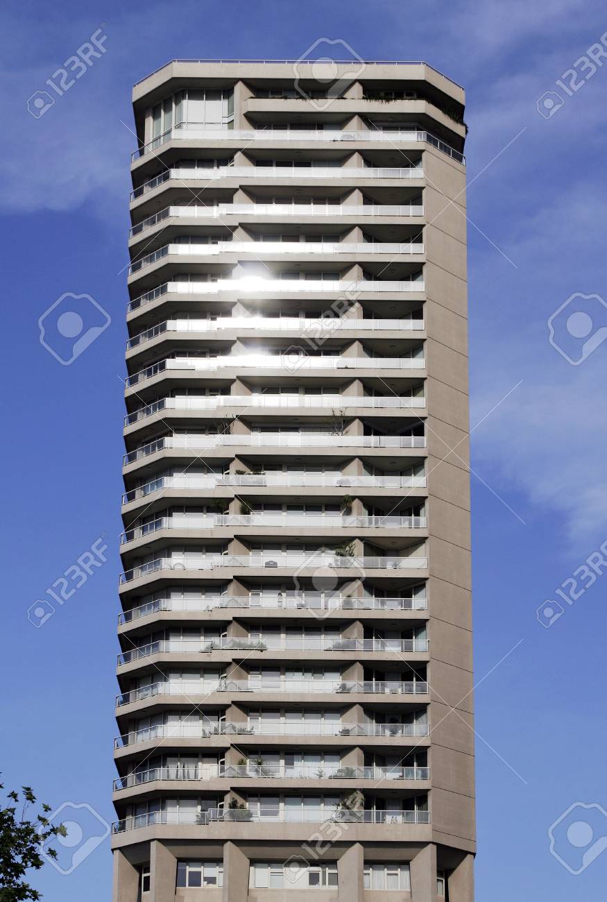 Modern Urban Apartment Building modern urban apartment building in sydney, australia stock photo Modern Urban Apartment Building modern urban apartment building in sydney, australia stock photo