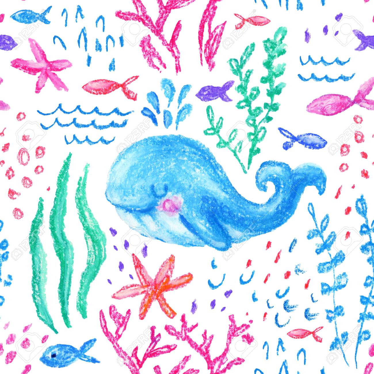 クレヨン子供のようなマリン シームレス パターン 水中海 幼稚な海洋生物を描きます かわいいクジラ 魚 ヒトデ サンゴの白い背景の上 手描きライト パステル実例 の写真素材 画像素材 Image