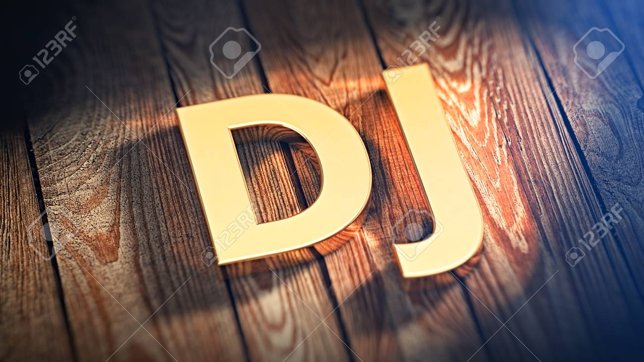 頭字語 Dj には木の板に金の文字が並んでいます 3 D イラスト の写真素材 画像素材 Image