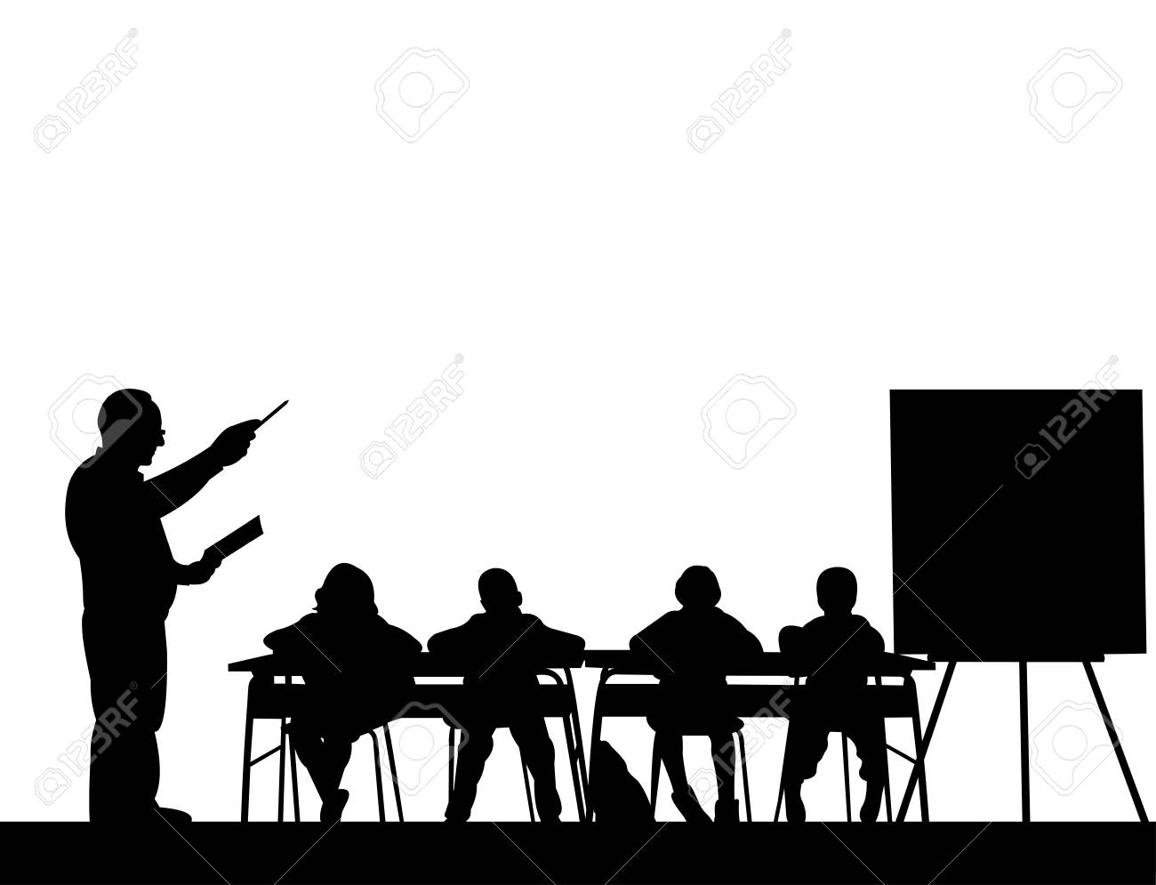 クラスの中で本を持つ高齢者の学校教師は あなたの学生のシルエットを教えます 似たような画像のシリーズの一つ のイラスト素材 ベクタ Image