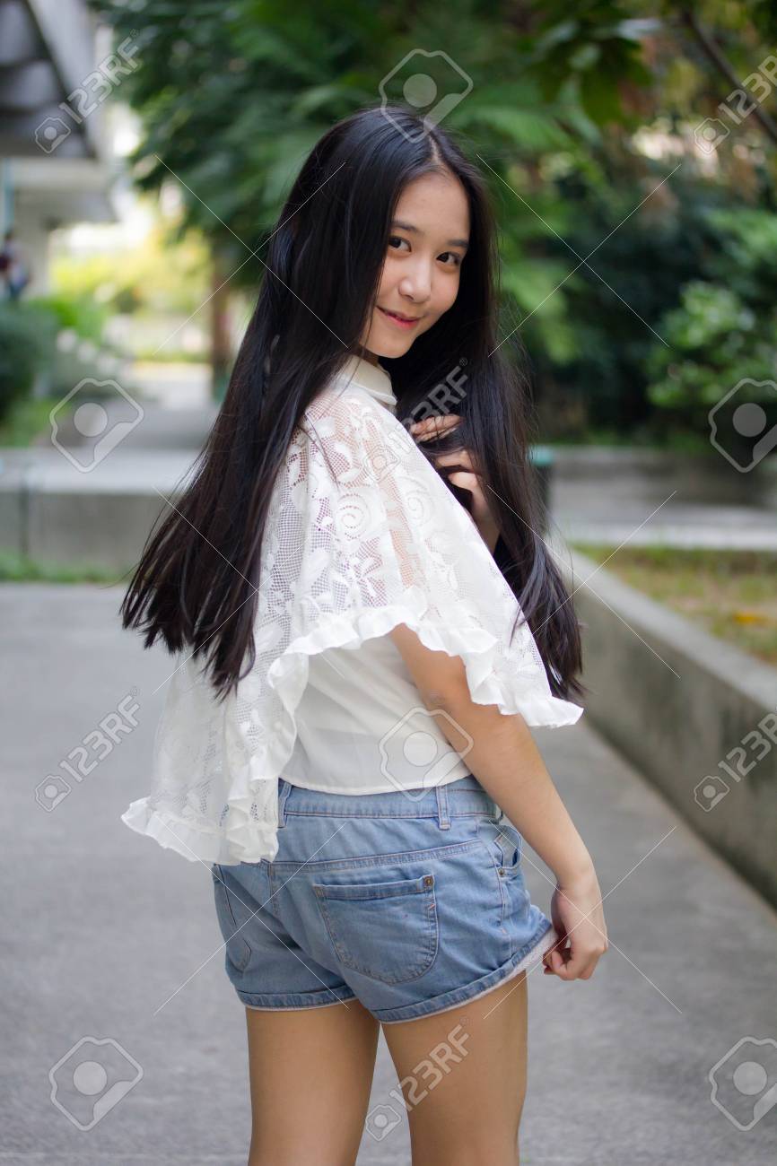teen thai models Feet licked during threesome