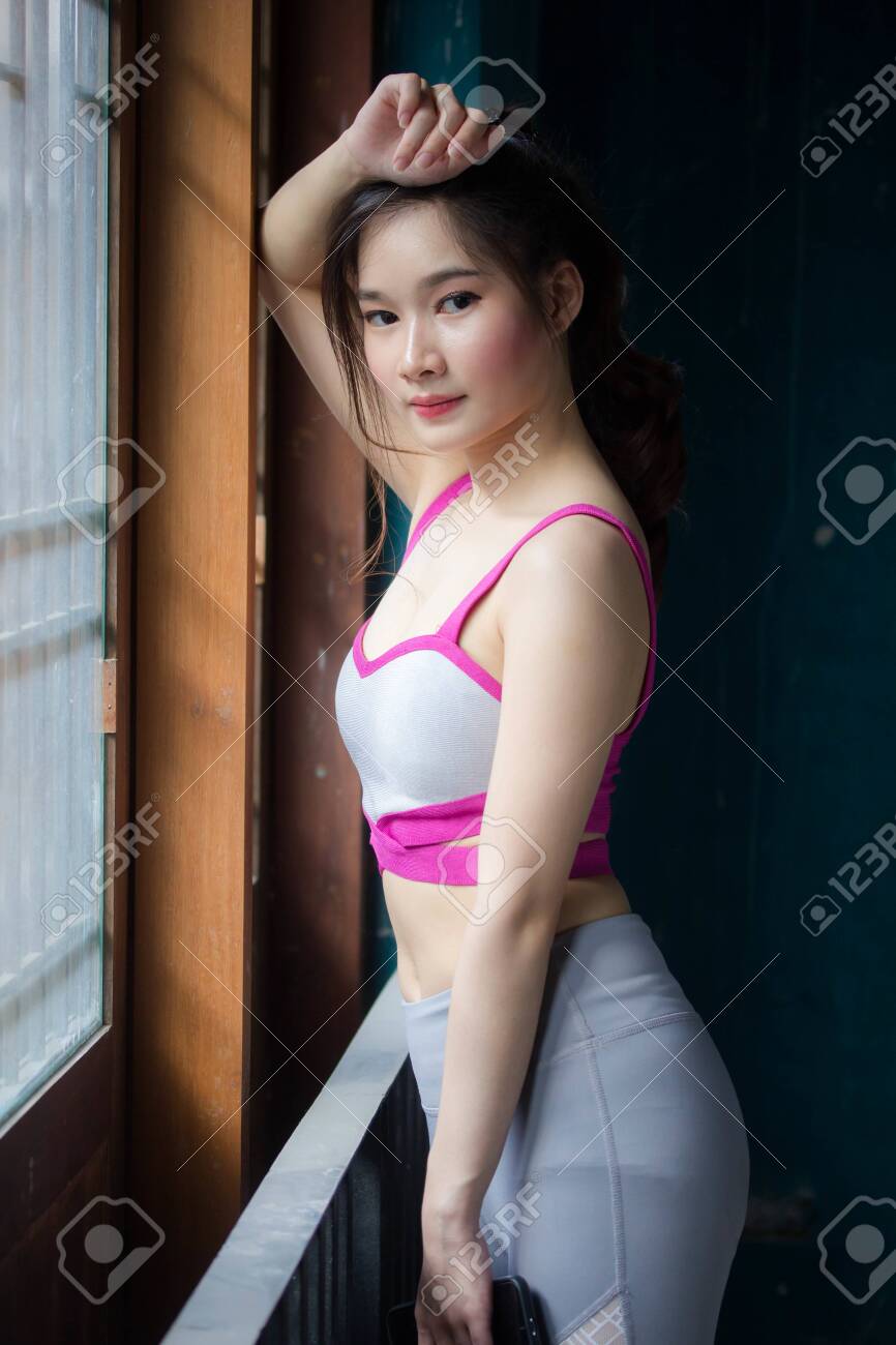 https://previews.123rf.com/images/tiniroma/tiniroma2008/tiniroma200800627/154143440-adult-asia-thai-beautiful-girl-in-sportswear.jpg