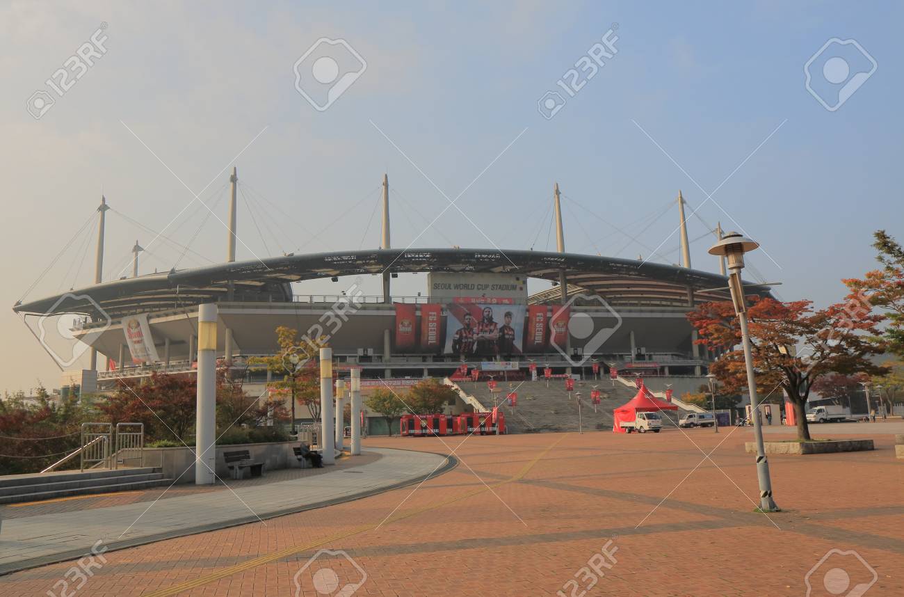 ソウル 韓国 16 年 10 月 19 日 ソウル ワールド カップ競技場 ソウルのワールド カップ スタジアムはアジア最大のサッカー Onl 場です の写真素材 画像素材 Image ソウル 韓国 16 年 10 月 19 日 ソウル ワールド カップ競技場 ソウルのワールド カップ スタジアムはアジア最大のサッカー Onl 場です の写真素材 画像素材 Image