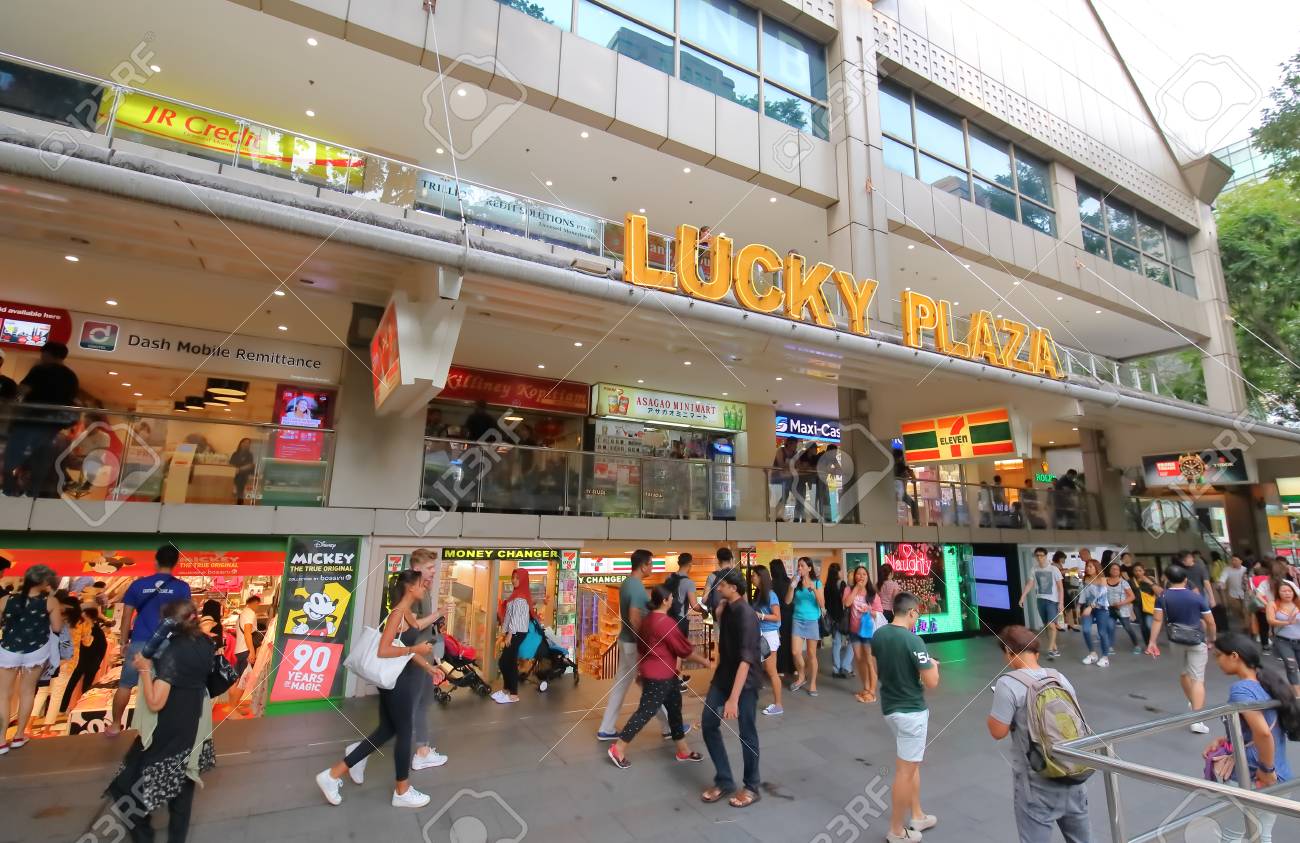 Singapore November 17 2018 Unidentified People Visit Lucky